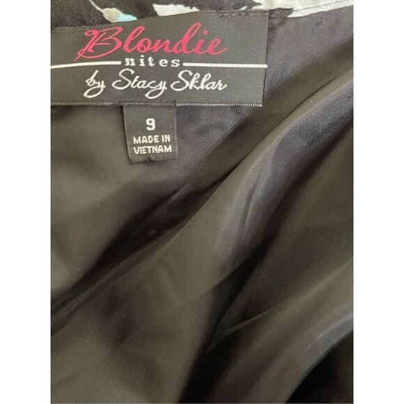 David's‎ Bridal Women's Black Floral Satin A-Line Mini Skirt Size 9 NWT - Picture 4 of 7